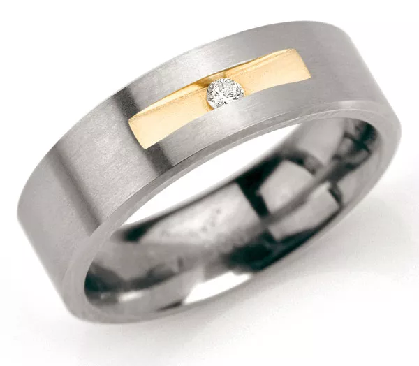Boccia 0101-08 Ring Titanium met diamant 0,03 crt w/si zilver- en goudkleurig 6 mm