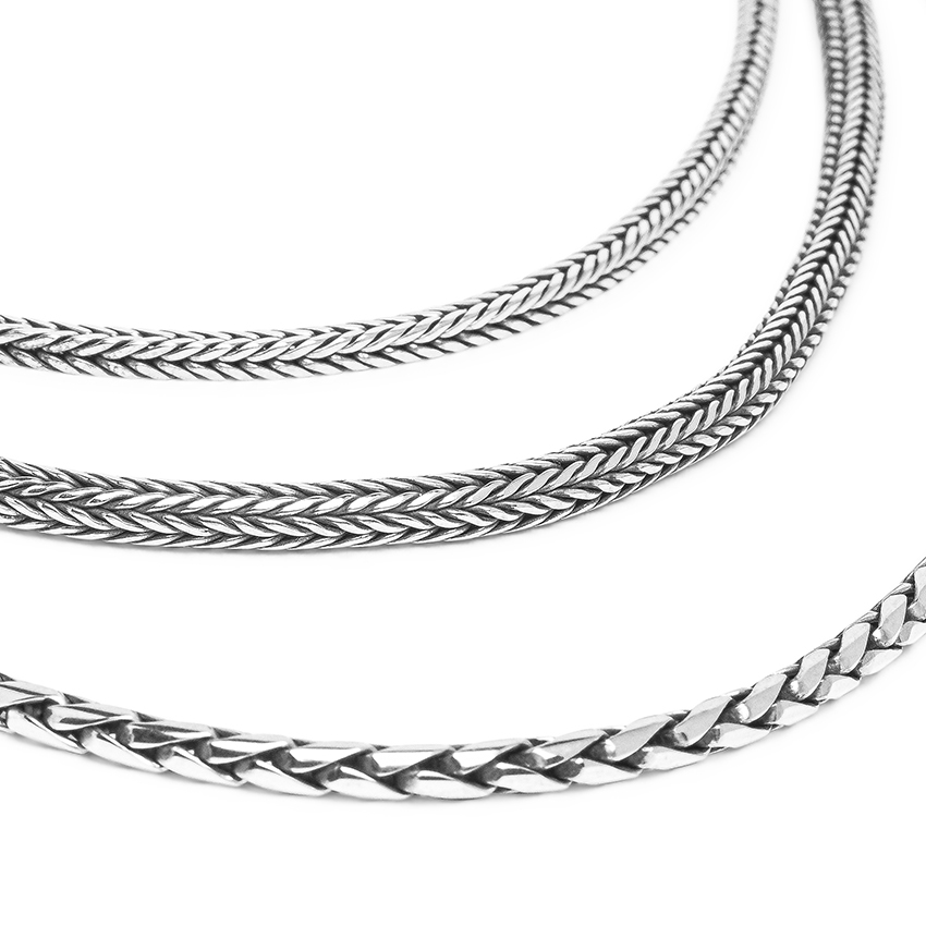 triple_mini_necklace_silver_detail
