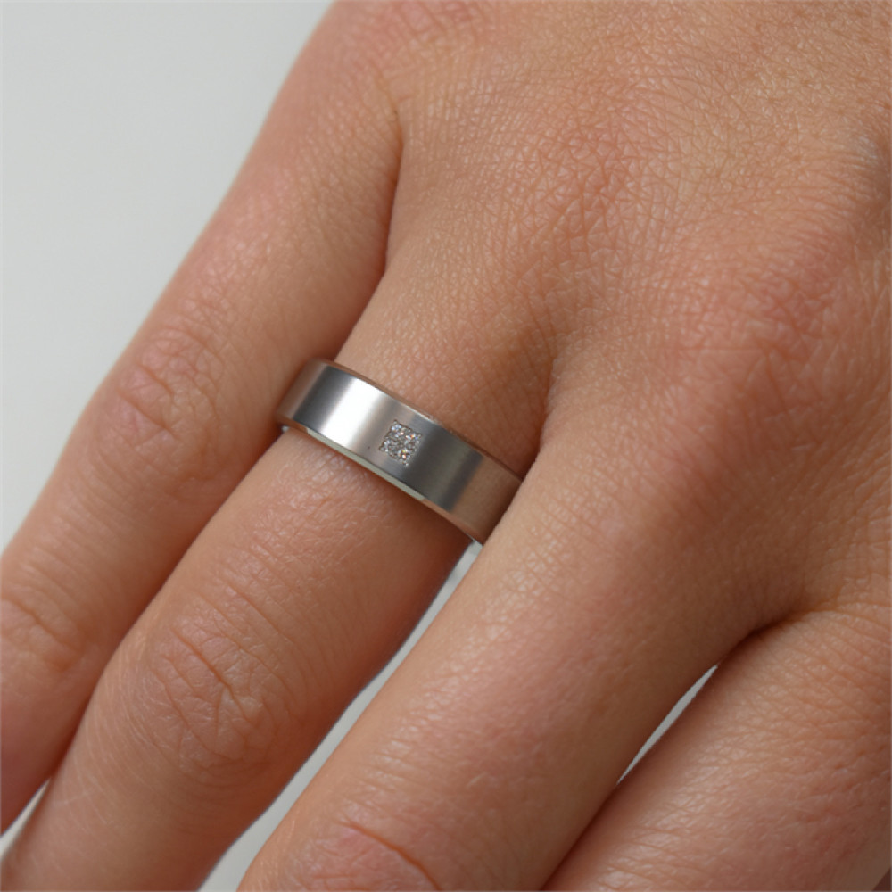 boccia-titanium-0101-12-zilverkleurige-diamanten-ring-0-035-crt-breedte/variant/binnen-diameter-6-mm