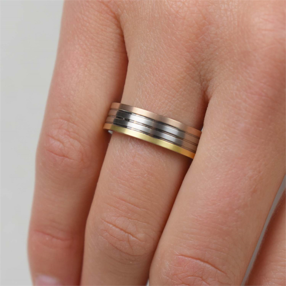 boccia-titanium-0135-03-driekleurige-matte-ring-titanium-en-gold-plated-6-mm-breedte