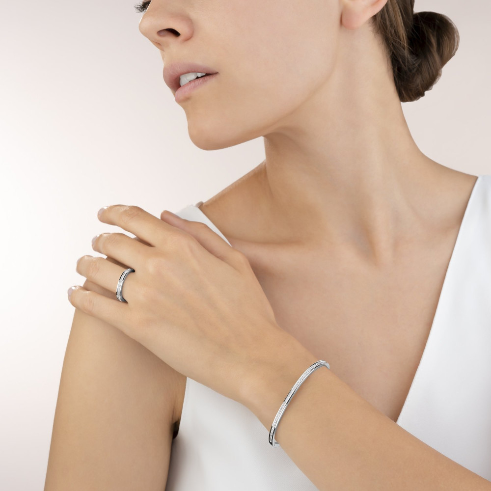 coeur-de-lion-0129-33-1817-zilverkleurige-slavenarmband-met-ingelegde-kristallen