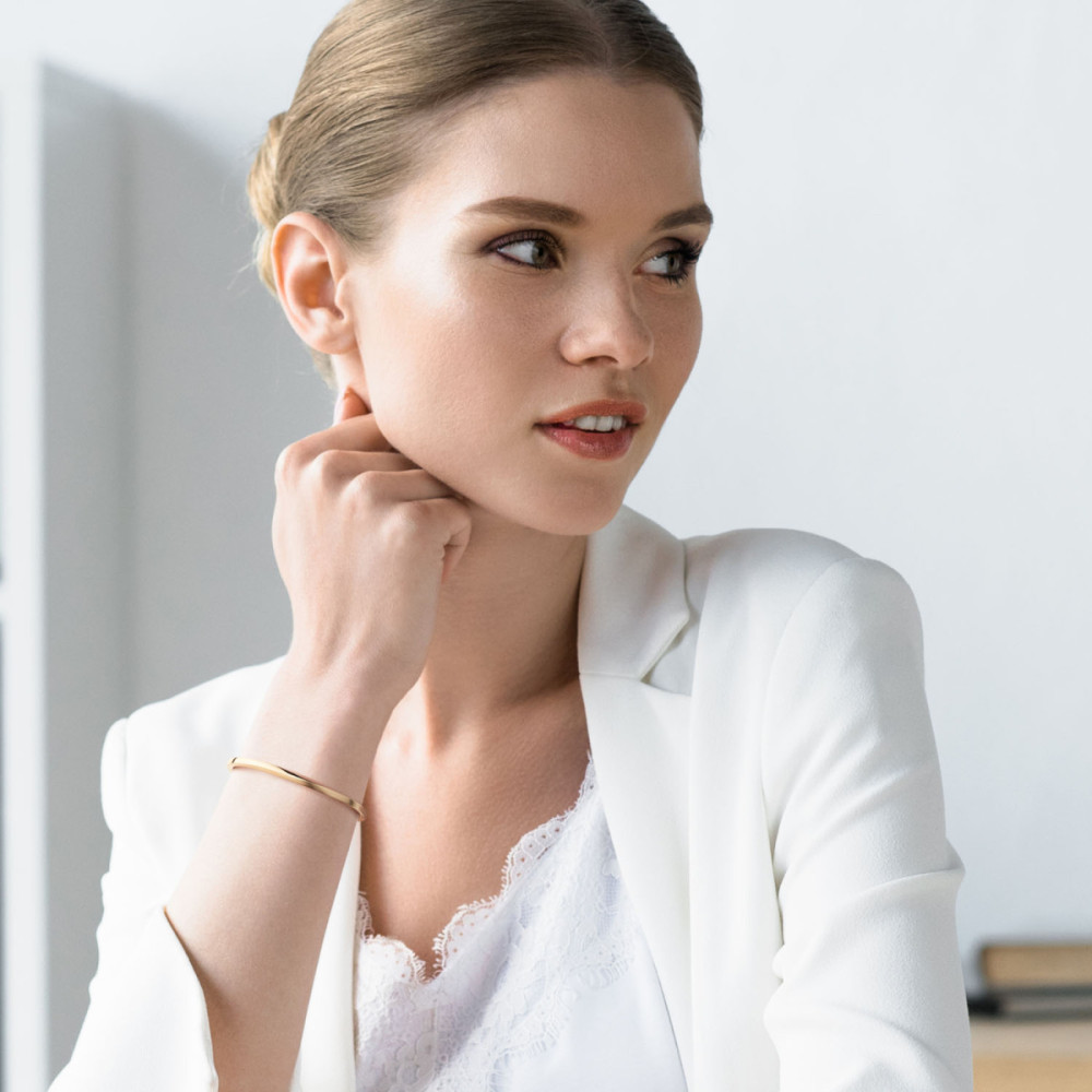 boccia-titanium-03011-03-bangle-goudkleurig-4-mm-breedte-diameter-60-mm