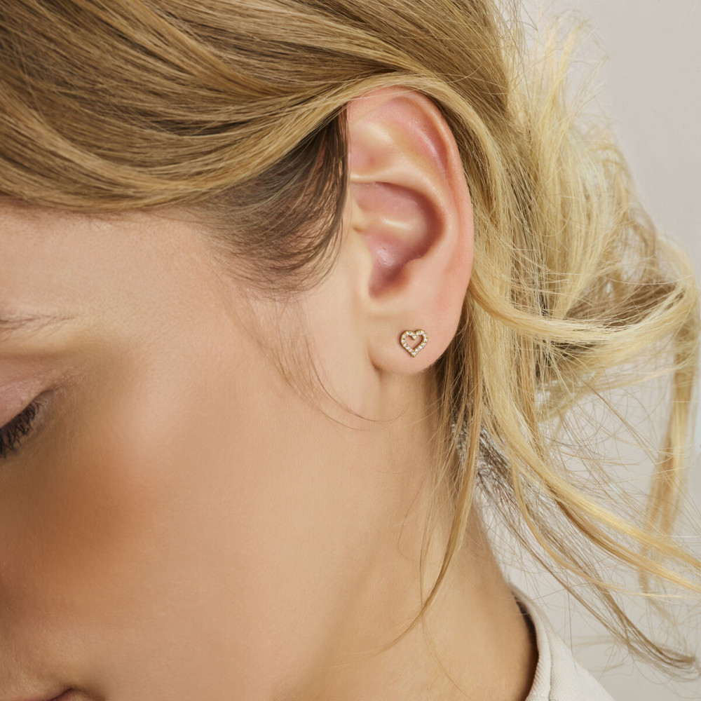 hartvormige-oorstekers-zirkonia-goud-7-5-mm