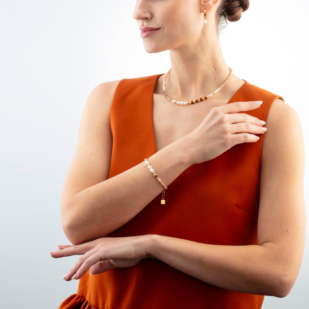 coeur-de-lion-1135-30-1110-bruine-armband-cosmic-pearls-gold-plated-sluiting-lengte-18-21-cm