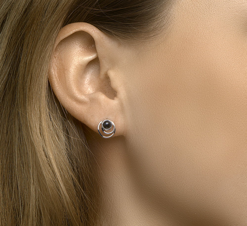 zilveren-onyx-oorknopjes-gerhodineerd