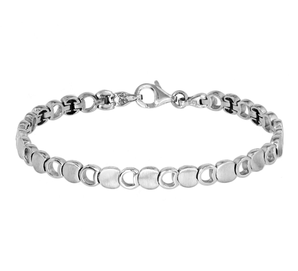 zilveren-schakelarmband-met-opengewerkte-ronde-schakels
