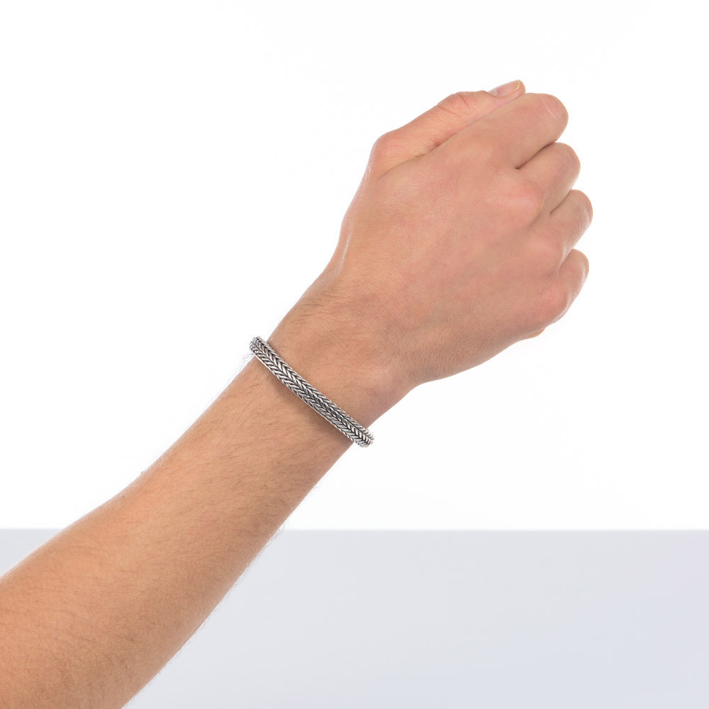 buddha-to-buddha-150-ellen-zilveren-vossenstaart-armband-met-vlechtpatroon