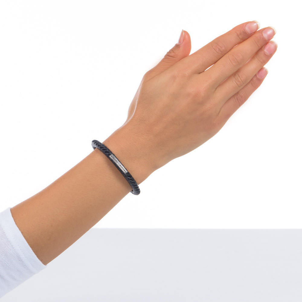 buddha-to-buddha-162bl-komang-zwarte-leren-armband-met-gevlochten-structuur-en-zilverkleurige-accenten