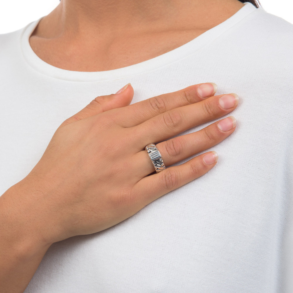 buddha-to-buddha-542-ben-small-zilveren-rechthoekige-schakelring-met-open-design