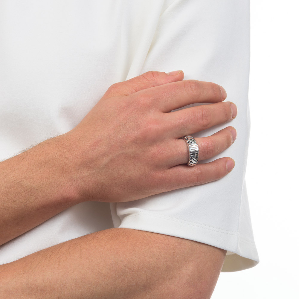 buddha-to-buddha-542-ben-small-zilveren-rechthoekige-schakelring-met-open-design