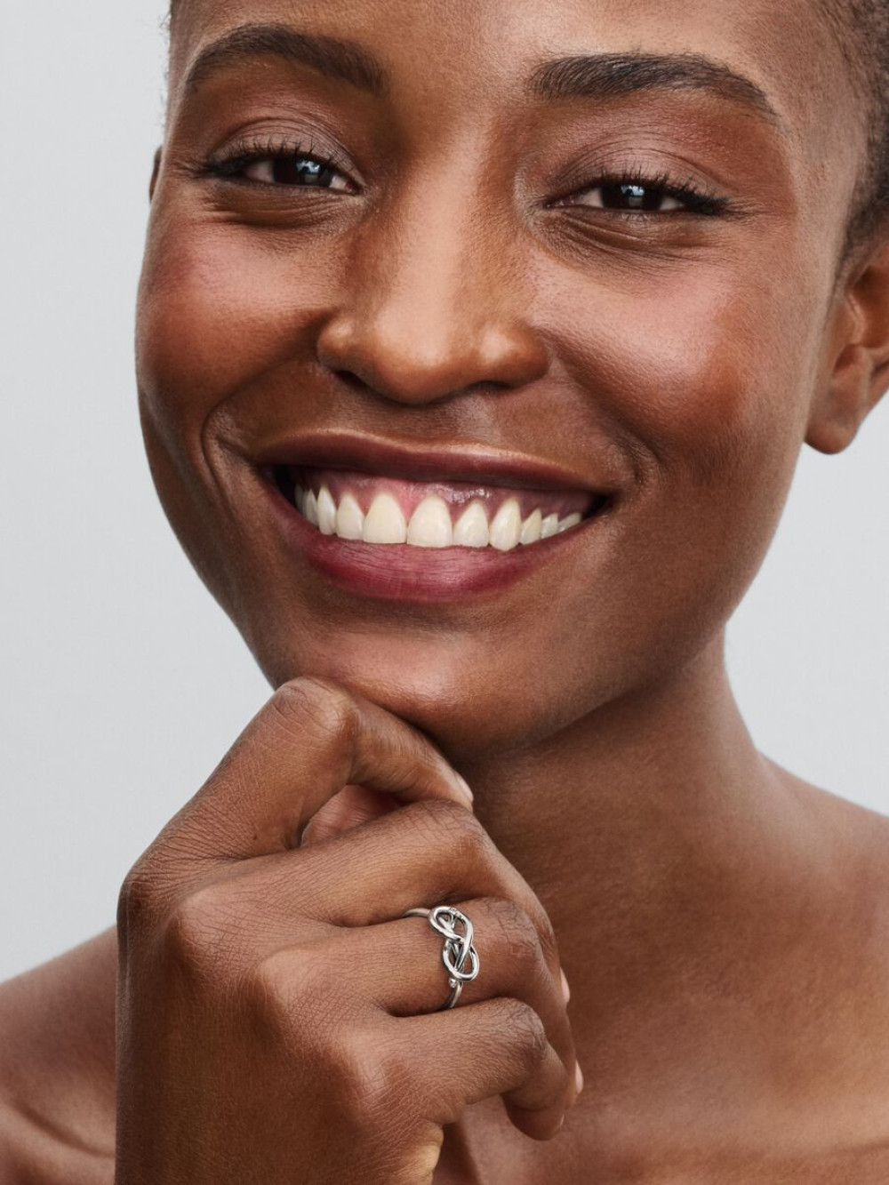 pandora-moments-193759c01-infinity-ring-van-zilver-met-transparante-zirkonia