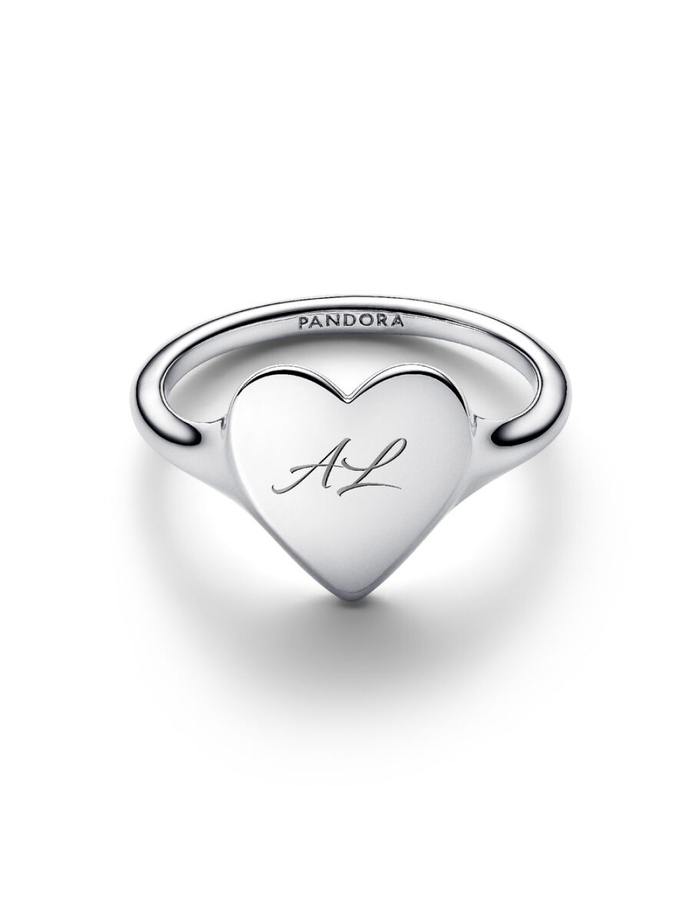 pandora-moments-193988c00-zilveren-zegelring-met-graveerbaar-hartje