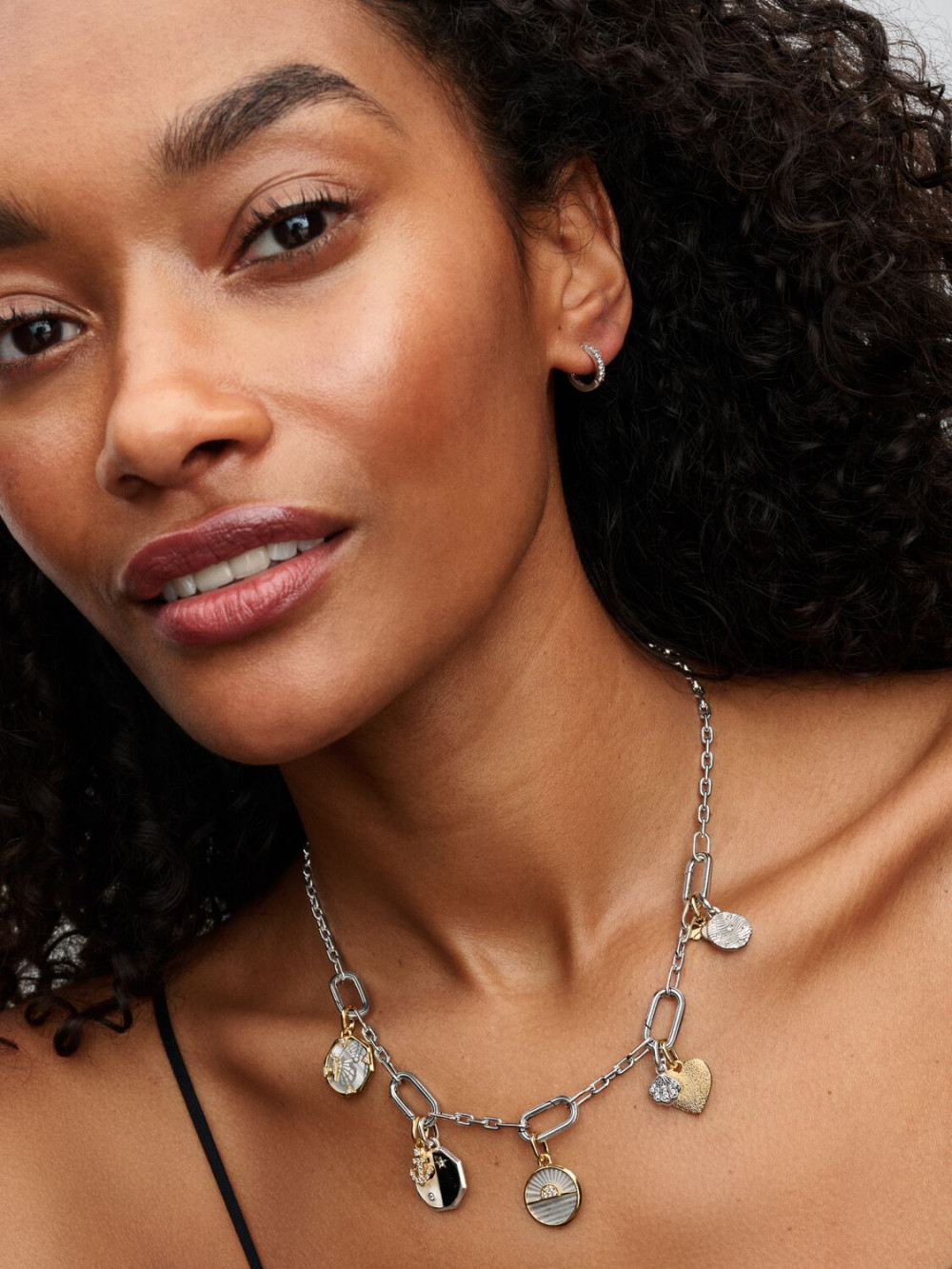 pandora-me-393861c00-45-ketting-van-zilver-met-paperclip-schakels-lengte-45-cm