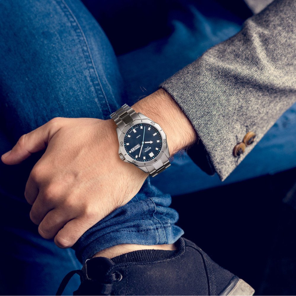 boccia-titanium-3680-03-herenhorloge-zilverkleurig-titanium-blauwe-wijzerplaat-schakelband-o-40-mm