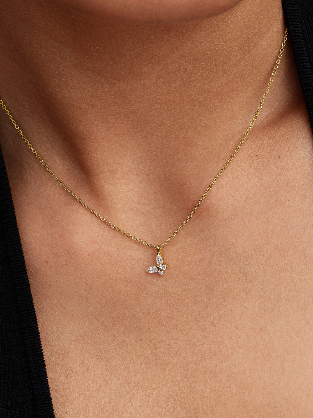 pandora-timeless-364267c01-45-vlinder-ketting-goudkleurig-met-zirkonia-lengte-45-cm