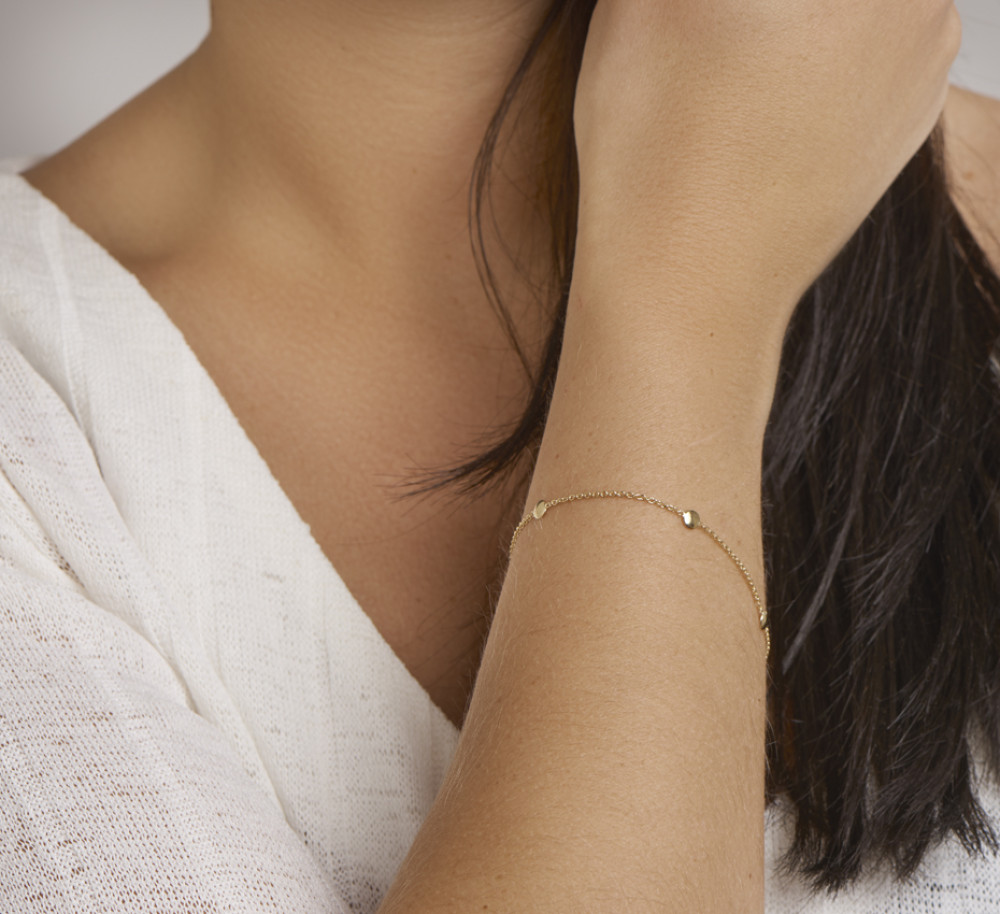 14-karaat-gouden-schakelarmband-met-ronde-hangers-lengte-17-cm-19-cm