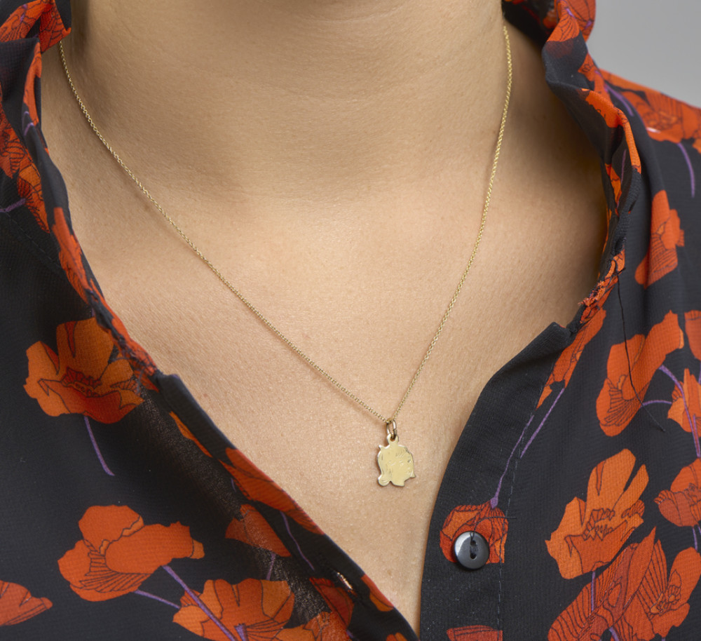 kinderkopje-hanger-van-14-karaat-goud-meisje-hoogte-15-mm