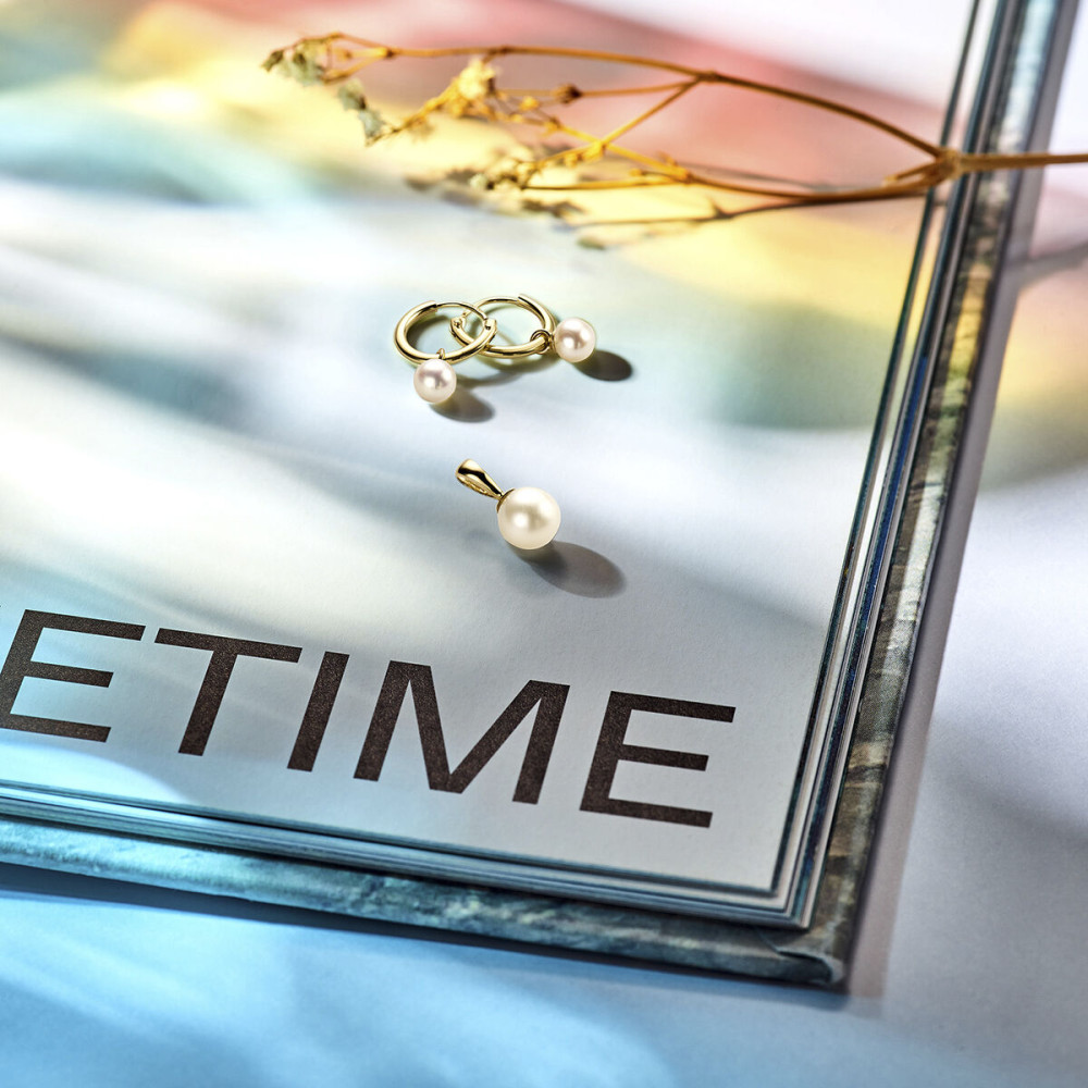 hanger-van-14-karaat-goud-met-witte-zoetwaterparel-van-5-5-mm