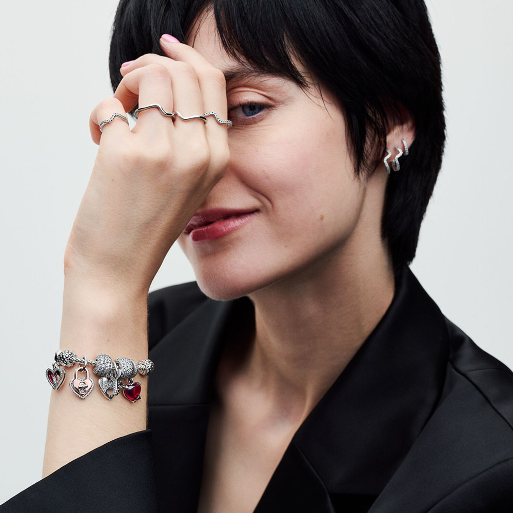 pandora-592453c00-moments-zilveren-slangenarmband-met-hartvormige-hanger-en-infinity-sluiting