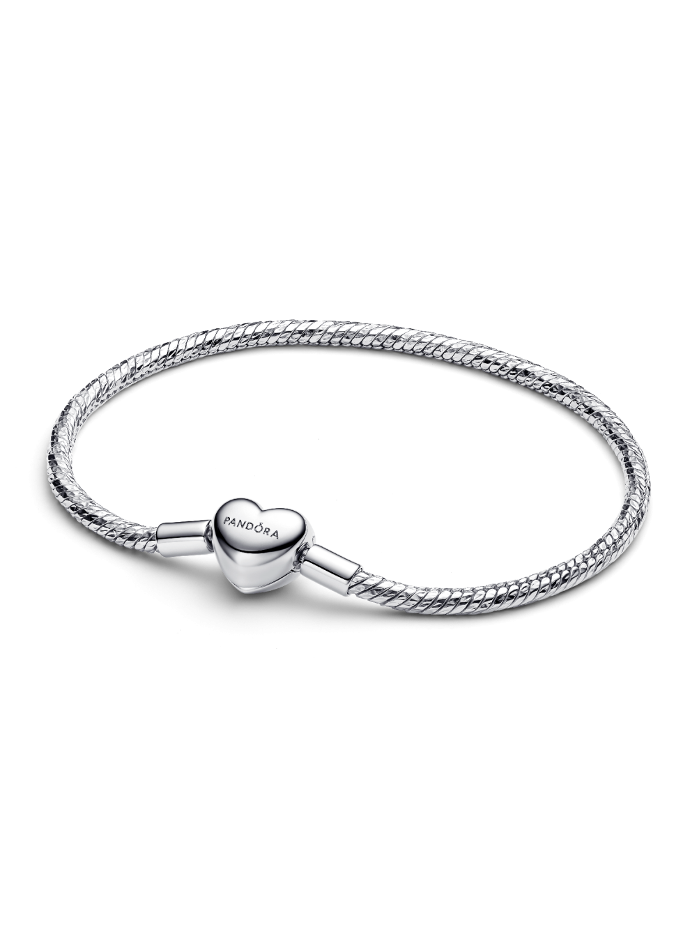 pandora-moments-594236c00-hartjes-bedelarmband-van-zilver