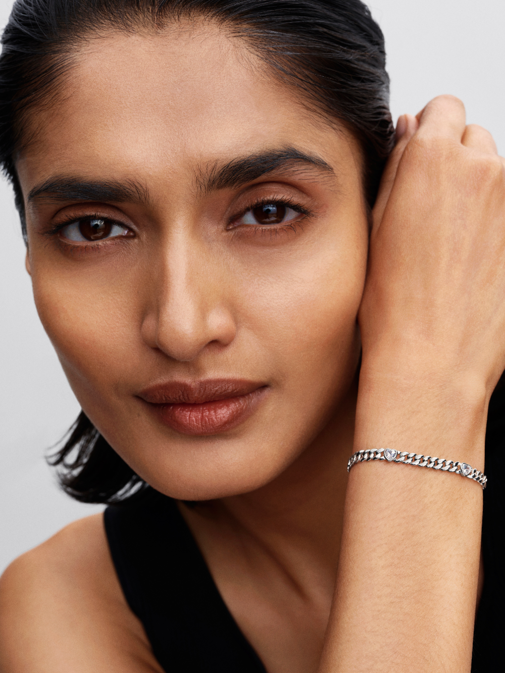 pandora-timeless-594226c01-hartjes-armband-met-cubaanse-zirkonia-schakels-van-zilver