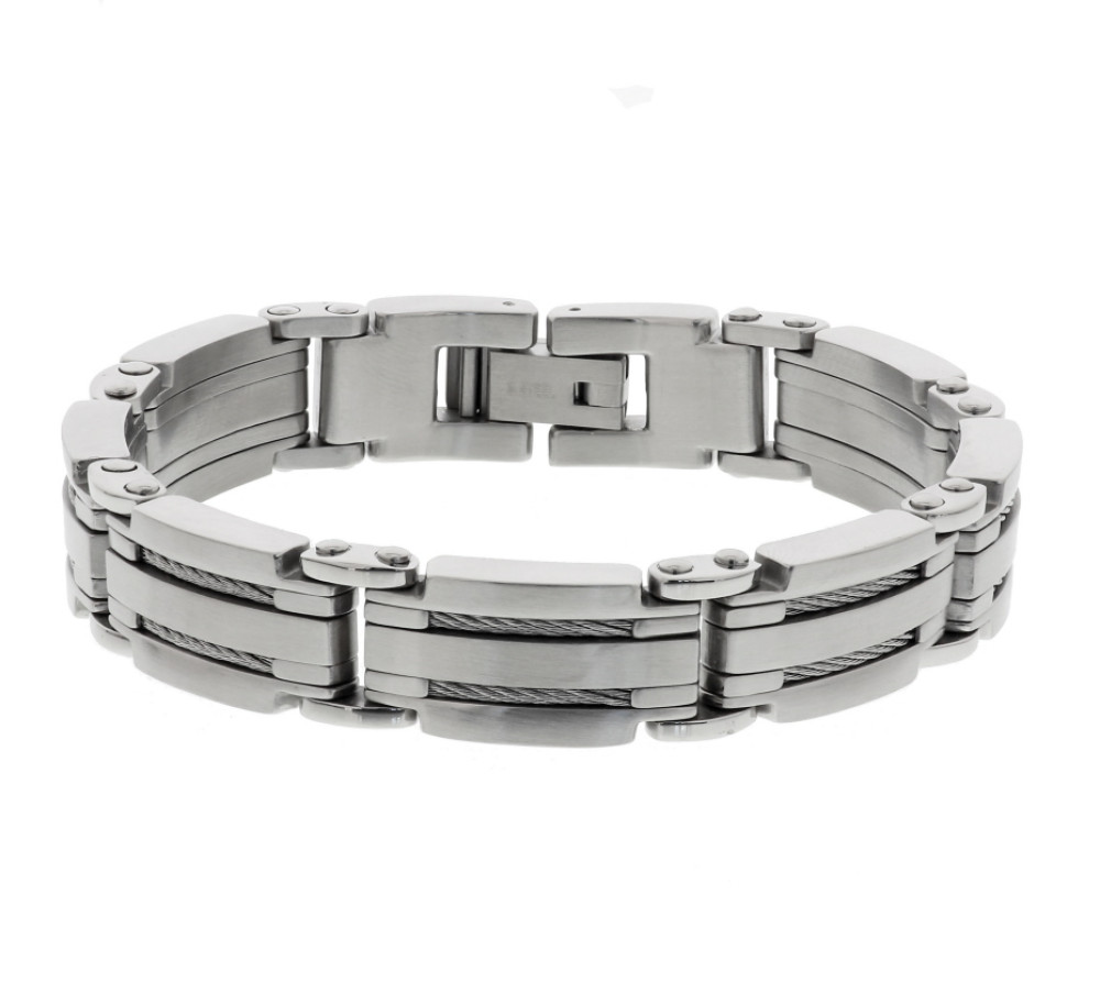 zilverkleurige-schakelarmband-met-robuust-rechthoekig-patroon