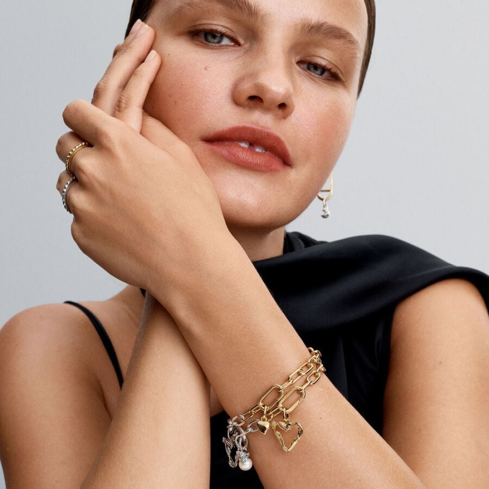 pandora-me-762526c00-gold-plated-hartjes-bedel-met-draden