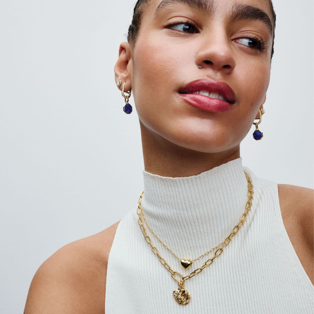 pandora-me-763388c01-gold-plated-medaillon-bedel-met-achthoek-en-blauwe-lapis-graveerbaar