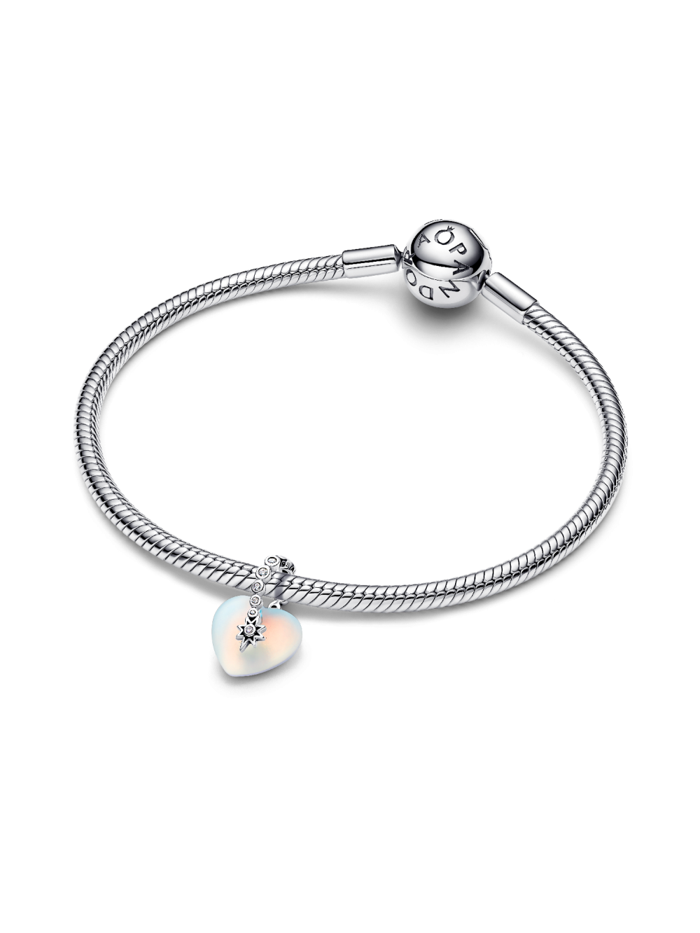 pandora-moments-794143c01-hangende-bedel-met-glazen-hart-en-zilveren-ster-1