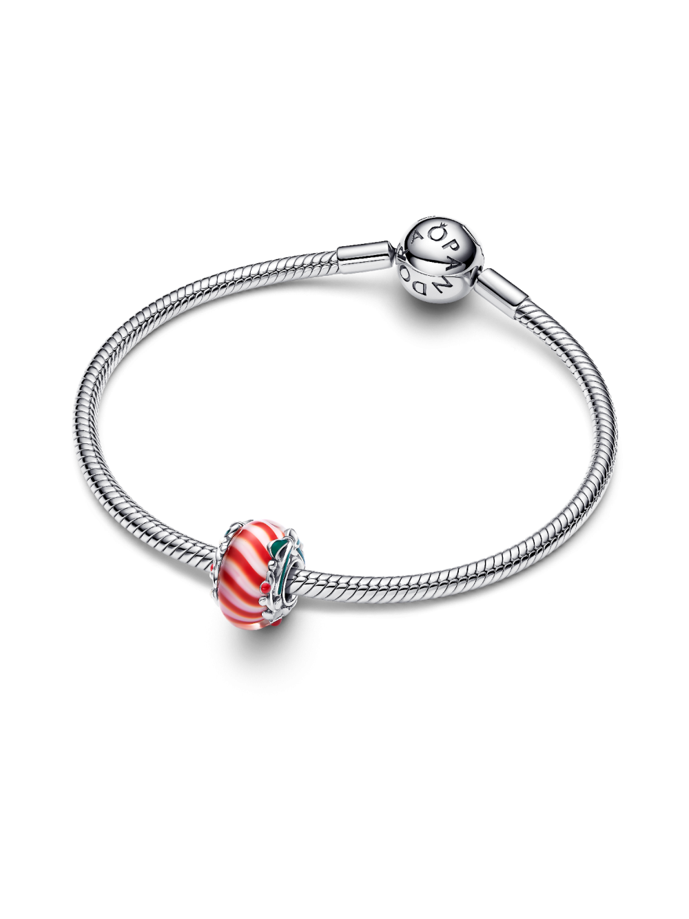 pandora-moments-794252c01-rode-kerst-bedel-met-snoep-en-kerstkrans-1