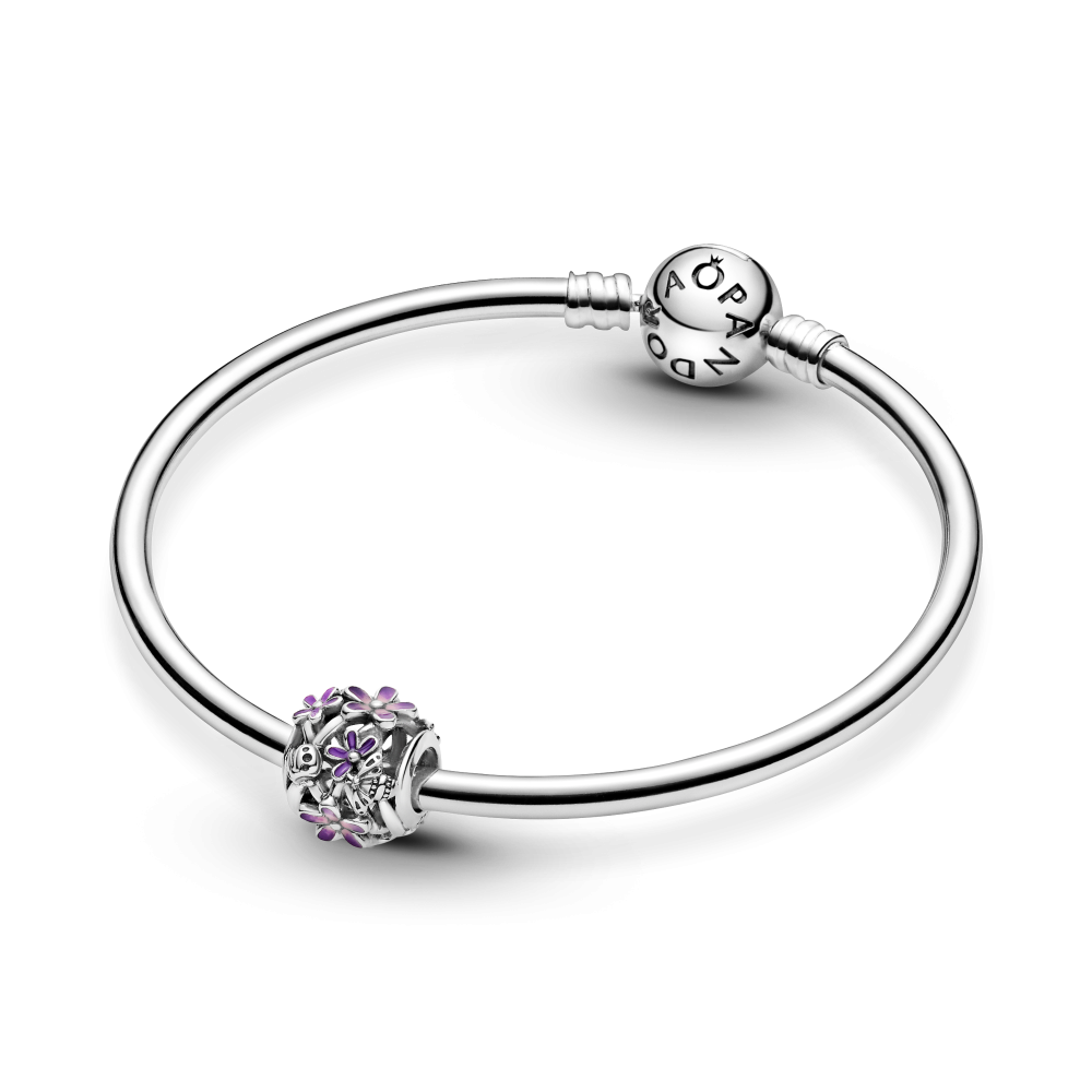 pandora-moments-798772c02-zilveren-charm-met-opengewerkt-bloemenmotief-en-paarse-emaille