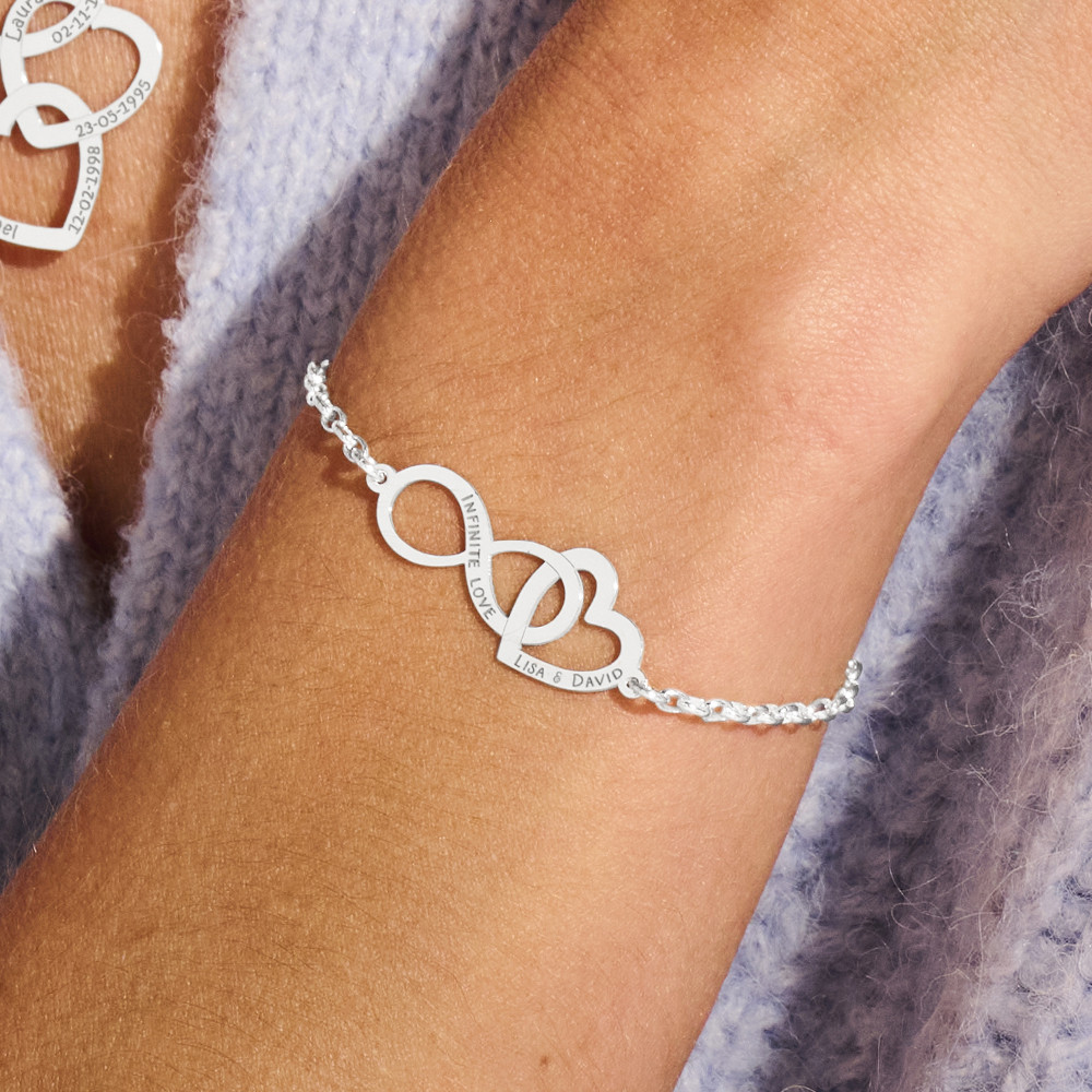 names4ever-mj016322-zilveren-armband-met-infinity-en-hartjes-personaliseerbaar-met-eigen-tekst