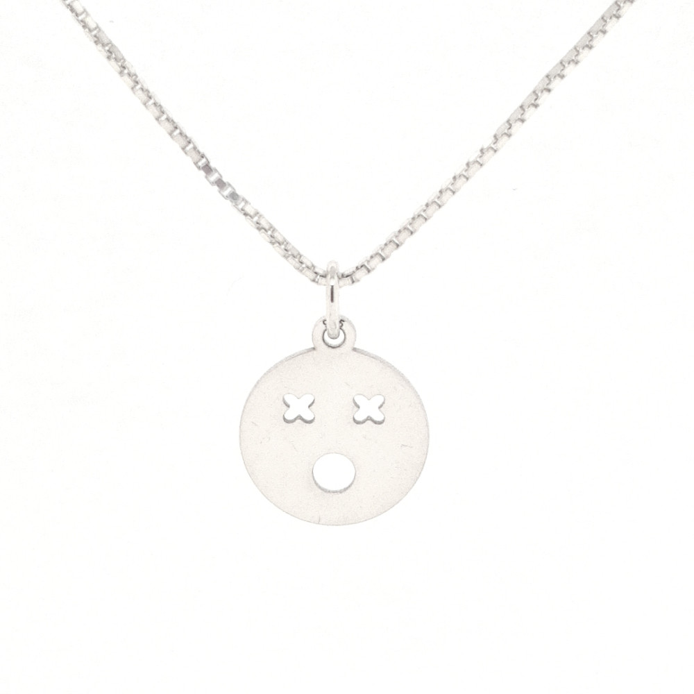 zilveren-smiley-hanger-met-geschokt-gezichtje-15-mm-breed-hoogte-18-mm