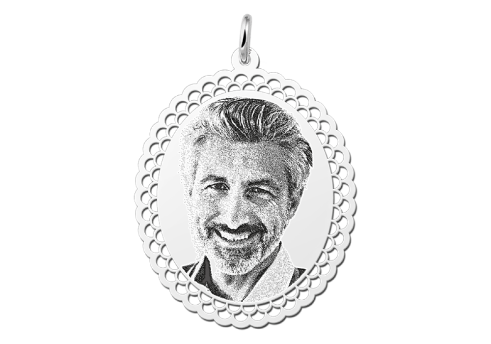 names4ever-ovale-zilveren-foto-hanger-met-patroon-33-mm-x-28-mm