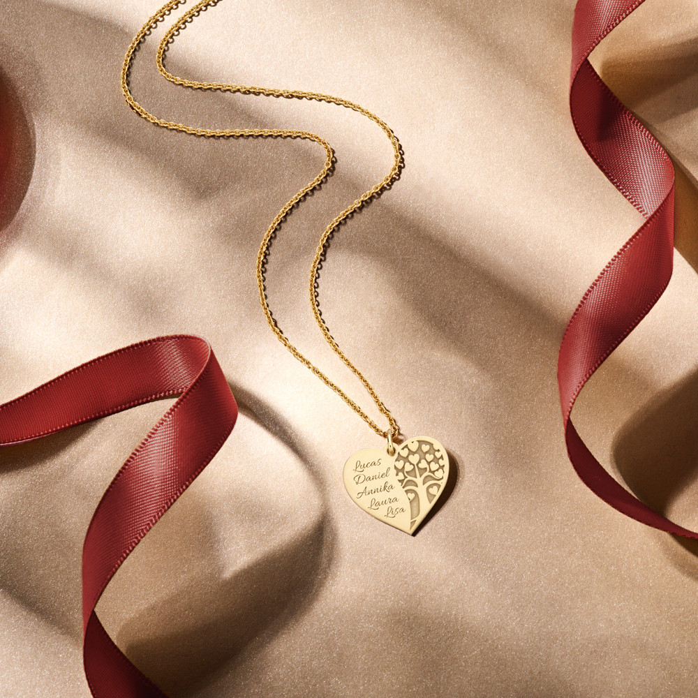 names4ever-gouden-familie-hart-hanger-met-levensboom-hoogte-19-5-mm