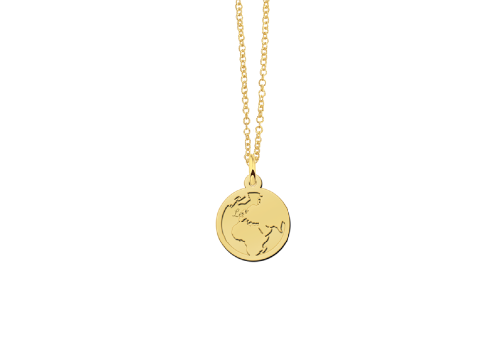 names4ever-ronde-hangers-van-goud-met-tekst-en-wereldkaart-diameter-15-mm