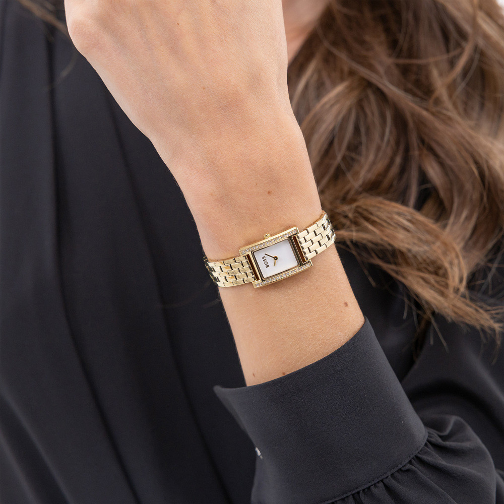 boss-lucy-hb1502815-dameshorloge-goudkleurig-met-zirkonia-en-rechthoekige-kast-o-26-mm