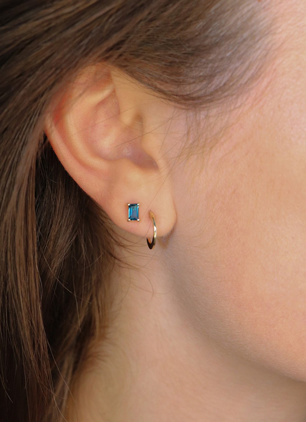 jackie-gold-jke21158-oorknopjes-14-karaat-goud-blauwe-topaas-rechthoek-5-mm-x-3-mm