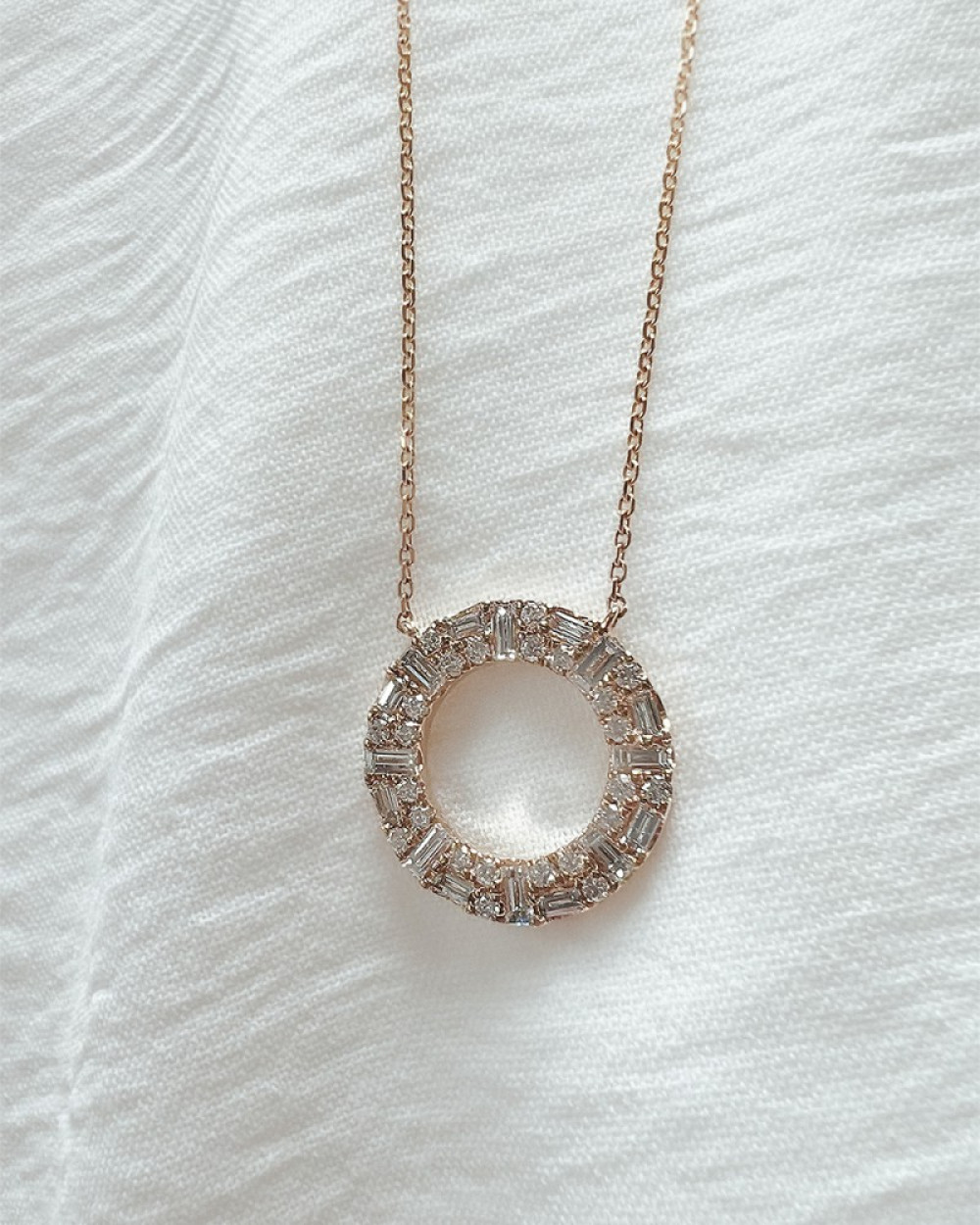 14-karaat-gouden-collier-met-grote-diamanten-hanger-0-98-crt-lengte-42-45-cm