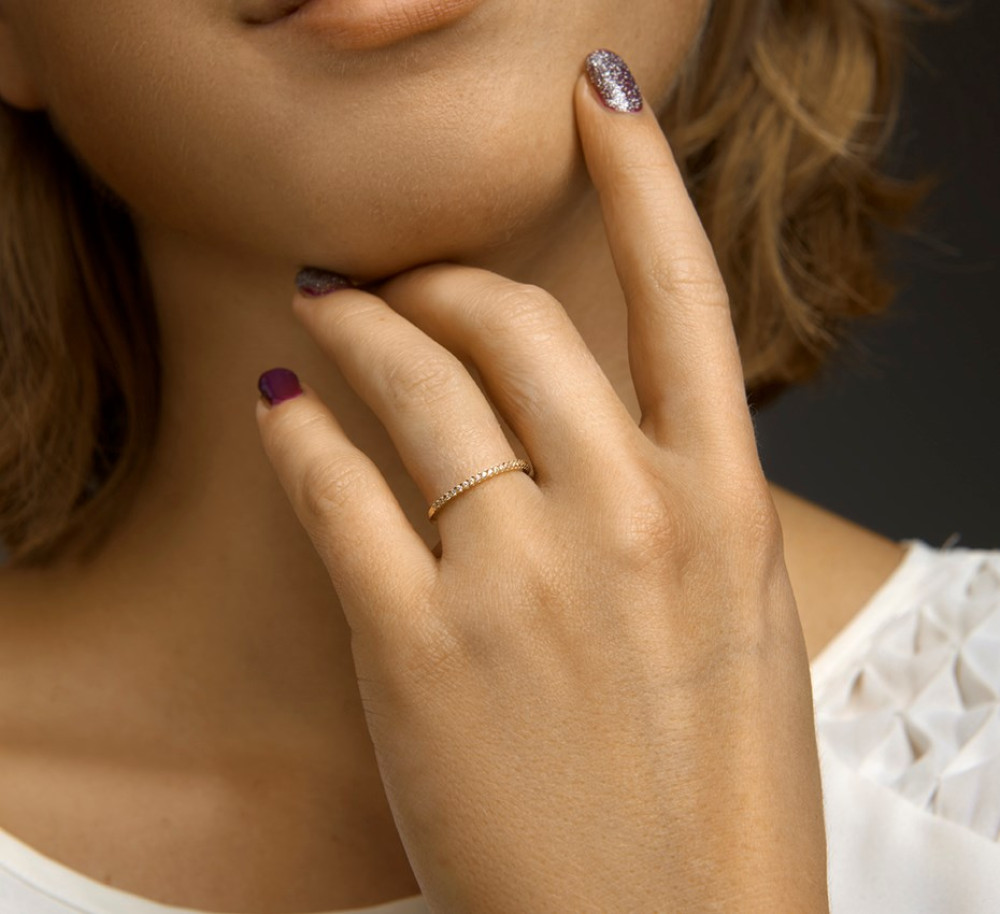 14-karaat-gouden-ring-met-zirkonia-s-rondom