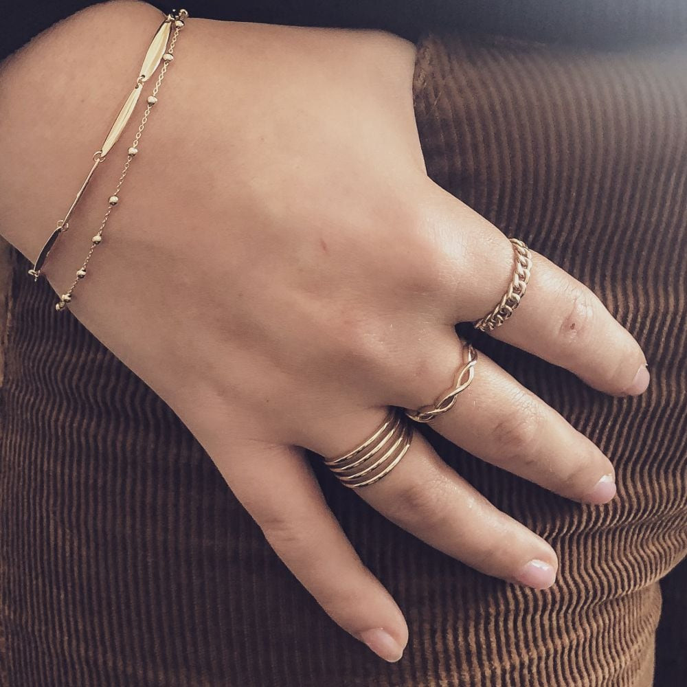 14-karaat-gouden-schakelarmband-met-bolletjes