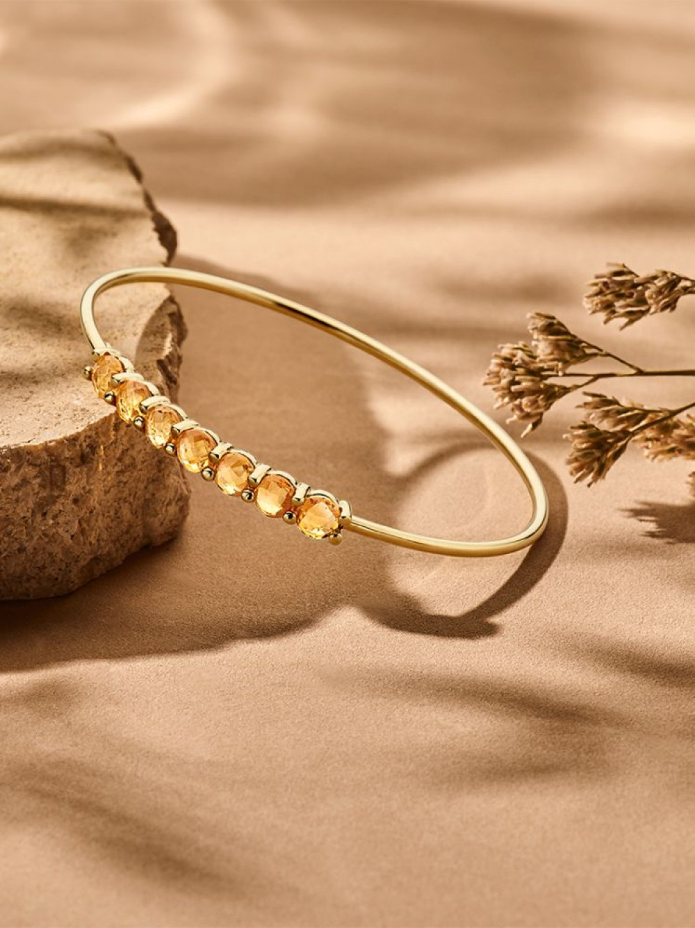 14-karaat-gouden-slavenarmband-met-gele-citrien