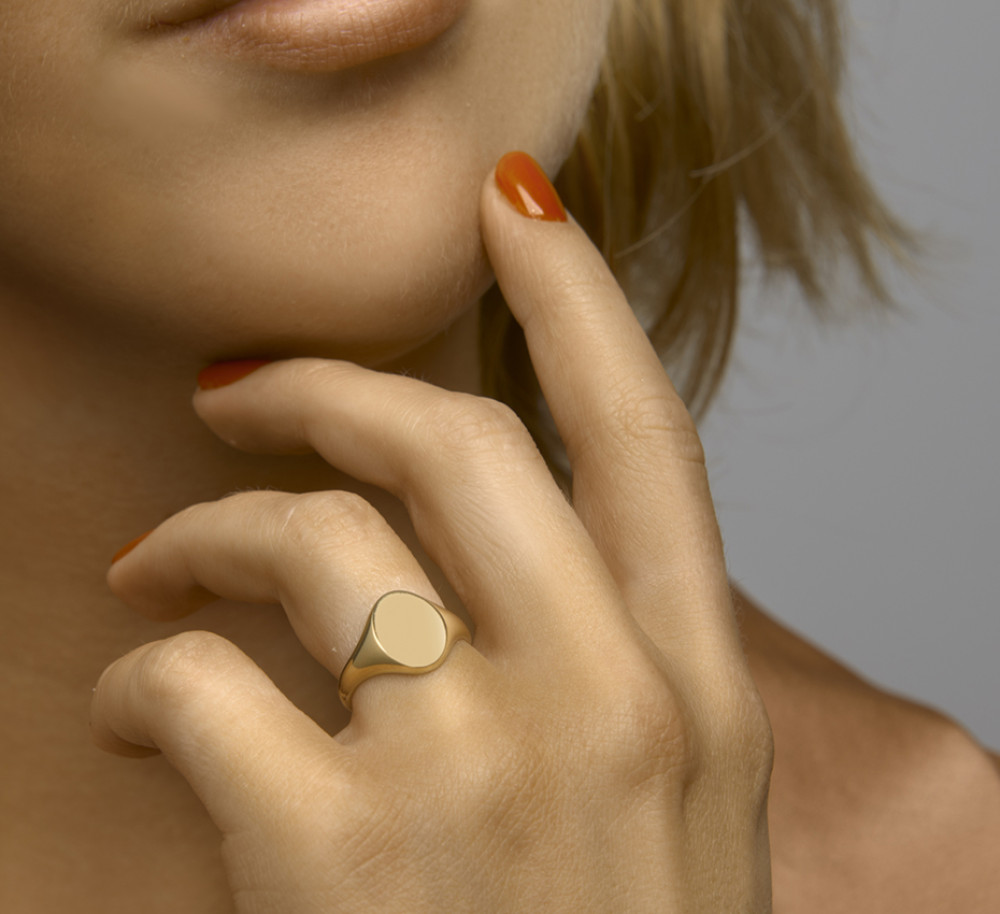 14-karaat-gouden-zegelring-ovaal-graveerbaar