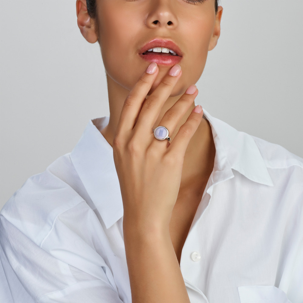 14-karaat-witgouden-ring-met-blauwe-chalcedoon