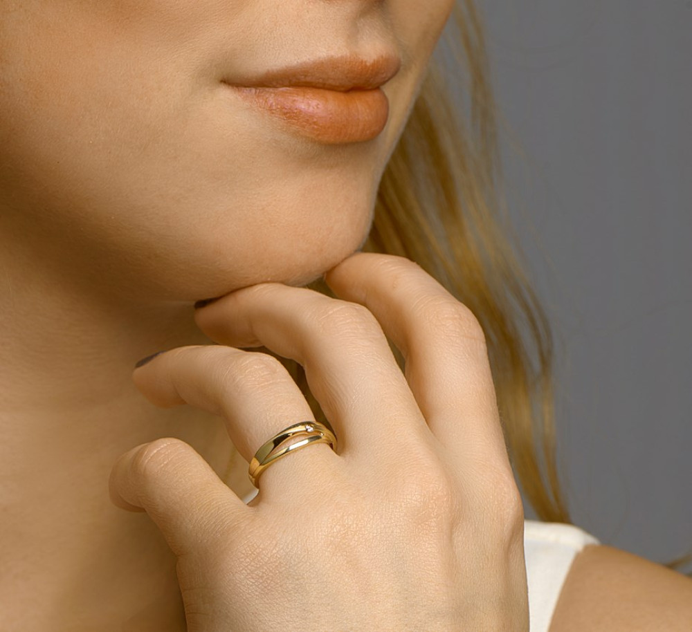 crossover-ring-van-14-karaat-goud-elegant-ontwerp-met-solitaire-diamant-van-0-02-crt