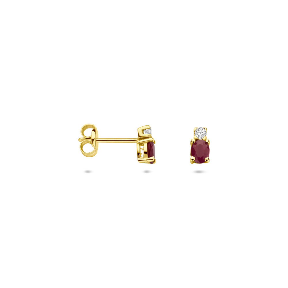 edelsteen-oorknopjes-14-karaat-goud-glanzende-robijn-en-zirkonia-3-mm-breed-x-6-mm-hoog