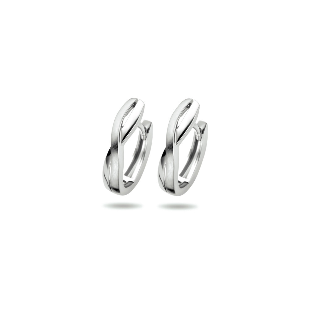 gedraaide-zilveren-oorringen-modern-mat-glanzend-afwerking-4-mm-breed-x-17-mm-hoog