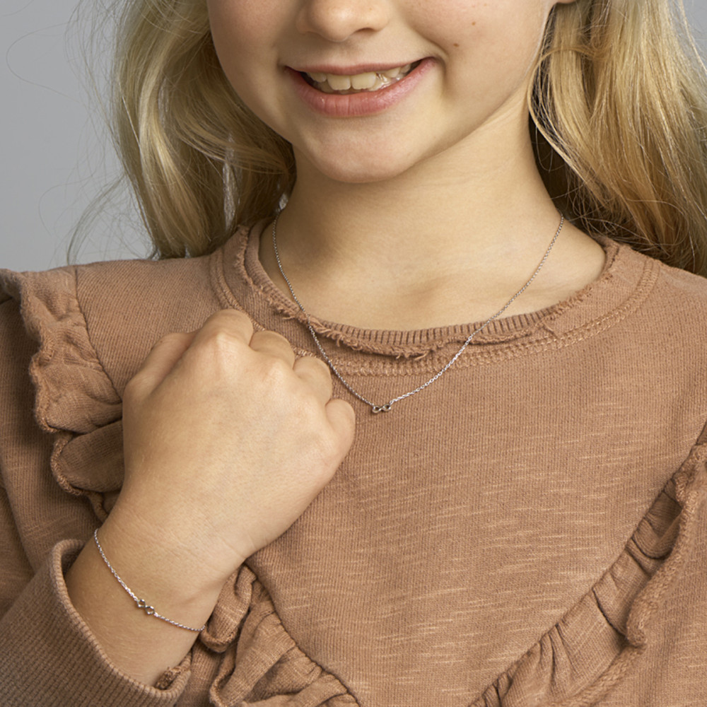 infinity-1-mm-kinderketting-zilver-gerhodineerd-met-hanger-lengte-verstelbaar-36-40-cm