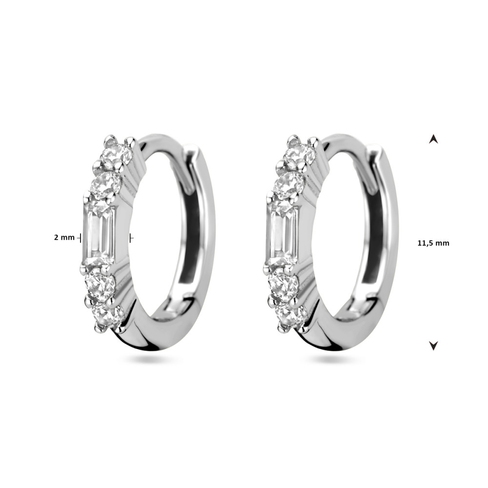 kapcreolen-van-zilver-met-5-zirkonia-s-met-1-baguette-zirkonia-diameter-11-5-mm