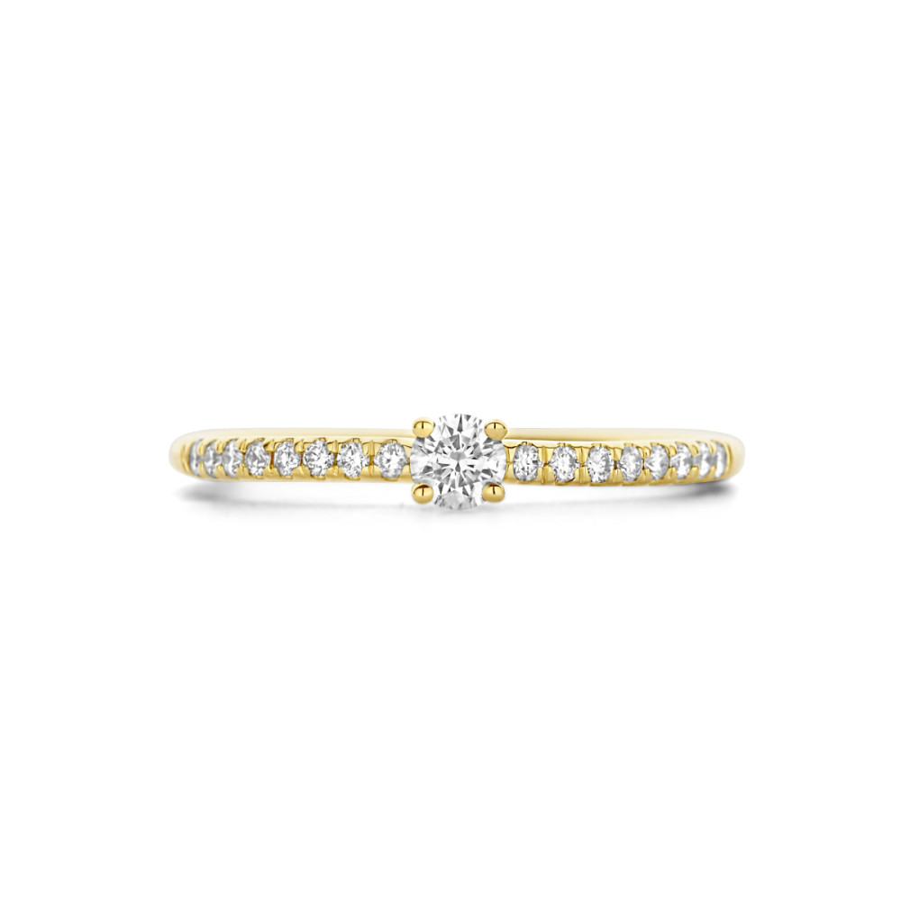 klassieke-solitair-ring-van-14-karaat-geelgoud-met-centrale-diamant-en-pave-gezette-zijstenen-totaal-0-30-crt